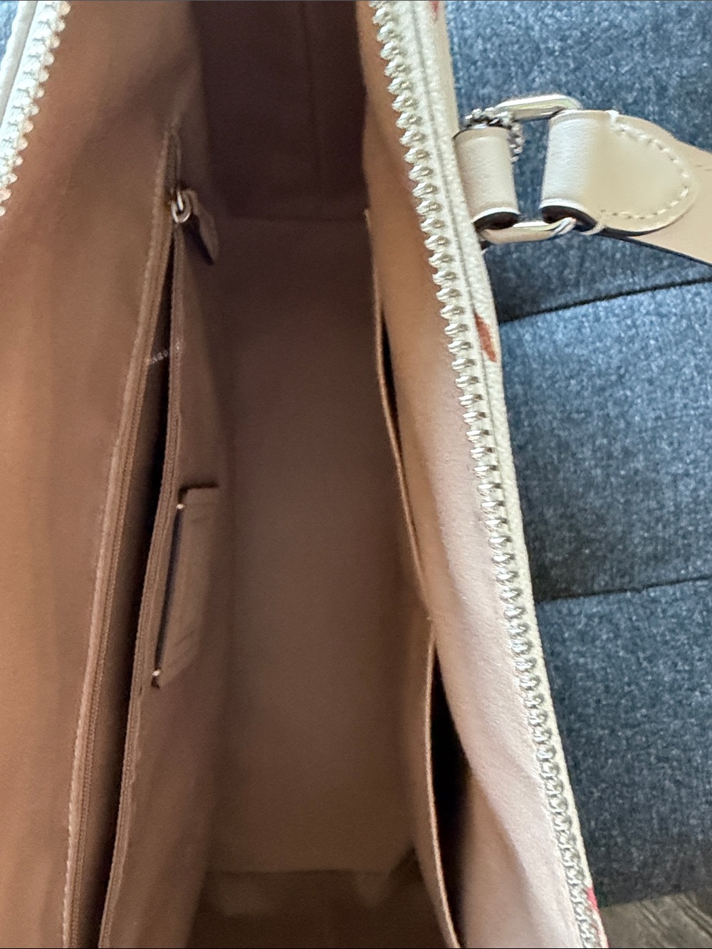 Coach Beige Leather Tote with Multicolor Snail Motif - Picture 4 of 4